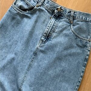 VINTAGE Women’s Classic Blue Denim Maxi Skirt